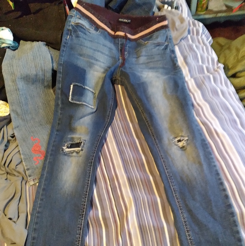 Jeans